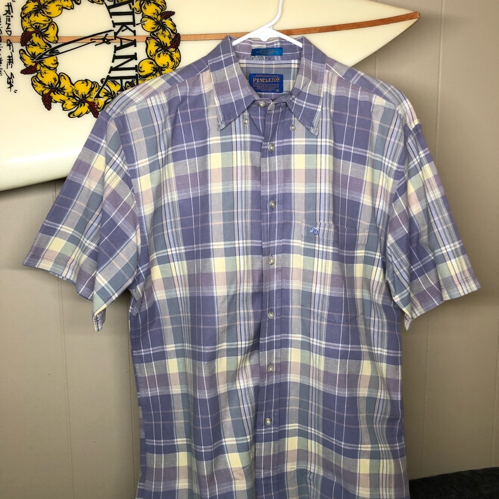 Medium sized men’s Pendleton button down.